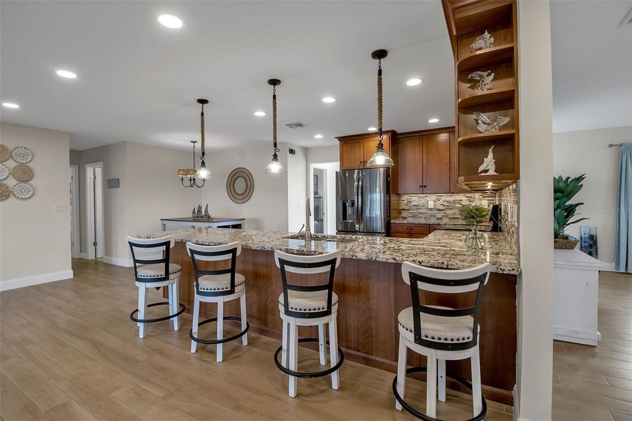 318 Nassau Street N, Venice, FL 34285 Photo