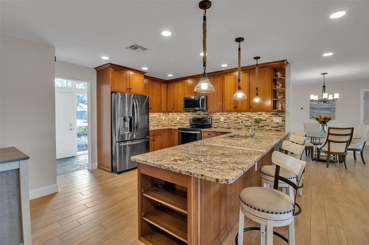 318 Nassau Street N, Venice, FL 34285 Photo