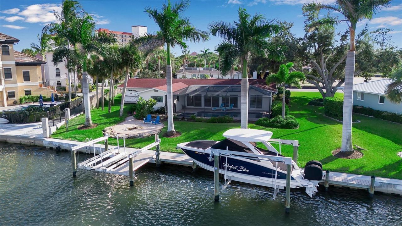 318 Nassau Street N, Venice, FL 34285 Photo