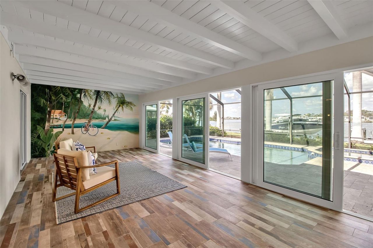 318 Nassau Street N, Venice, FL 34285 Photo