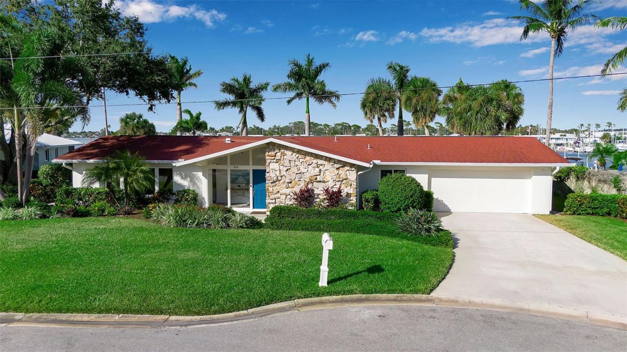 318 Nassau Street N, Venice, FL 34285 Photo