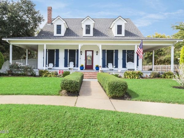 103 Prosperity Circle, Lafayette, LA 70508