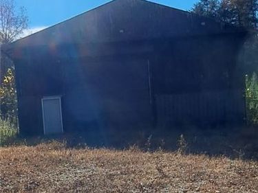 210 Farrow Hill Road, Davisville, WV 26142