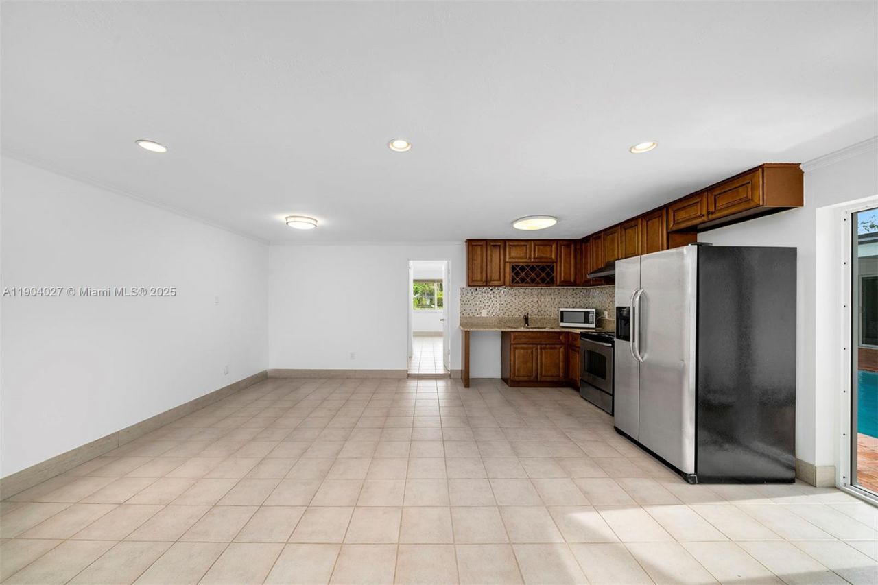 7575 SW 134th St, Pinecrest, FL 33156 Photo