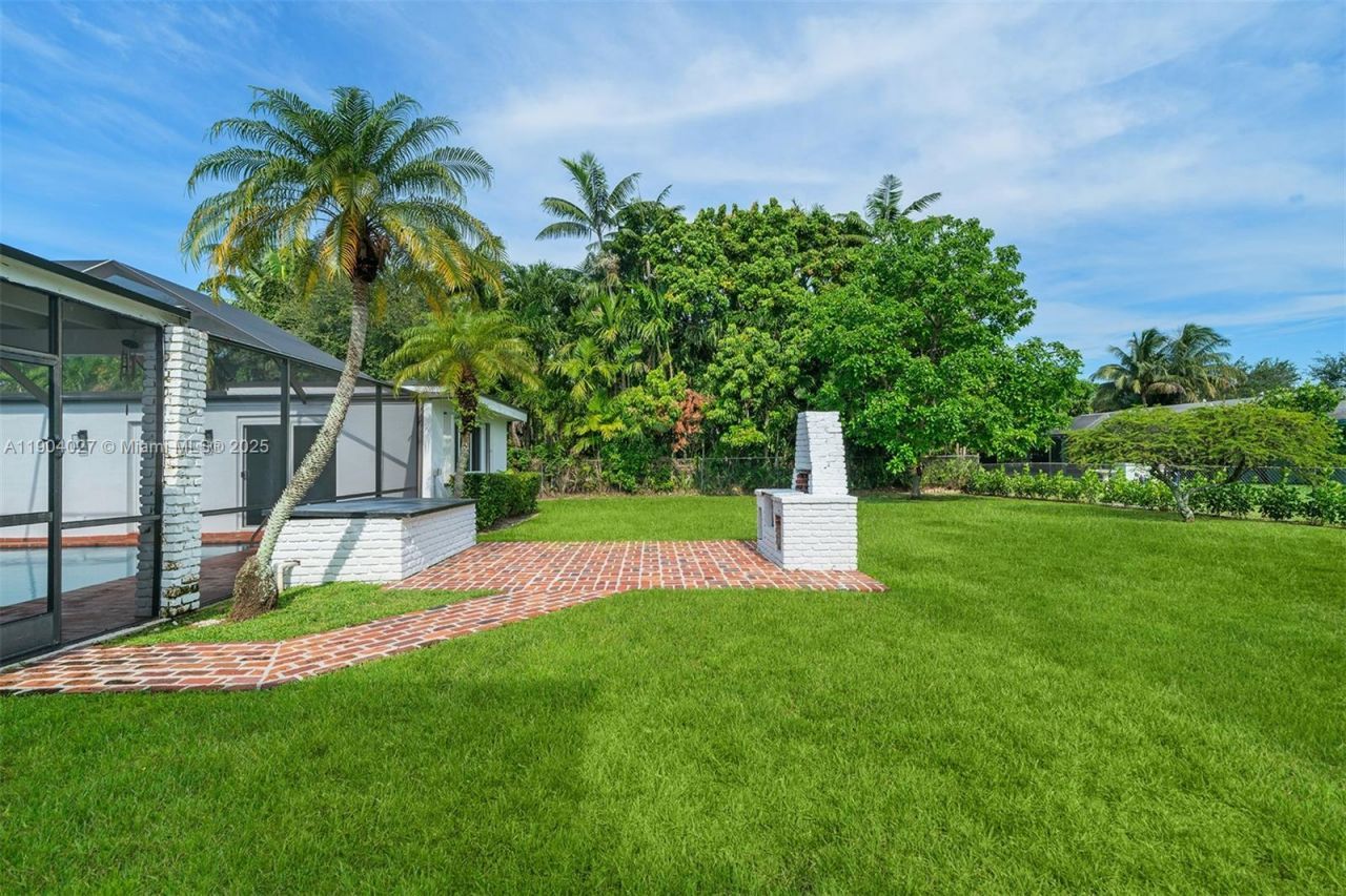 7575 SW 134th St, Pinecrest, FL 33156 Photo