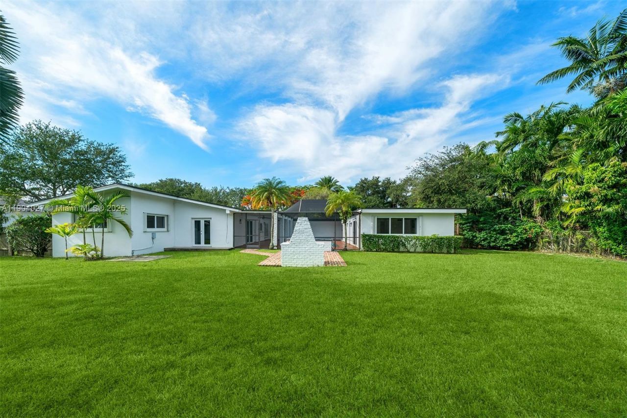 7575 SW 134th St, Pinecrest, FL 33156 Photo