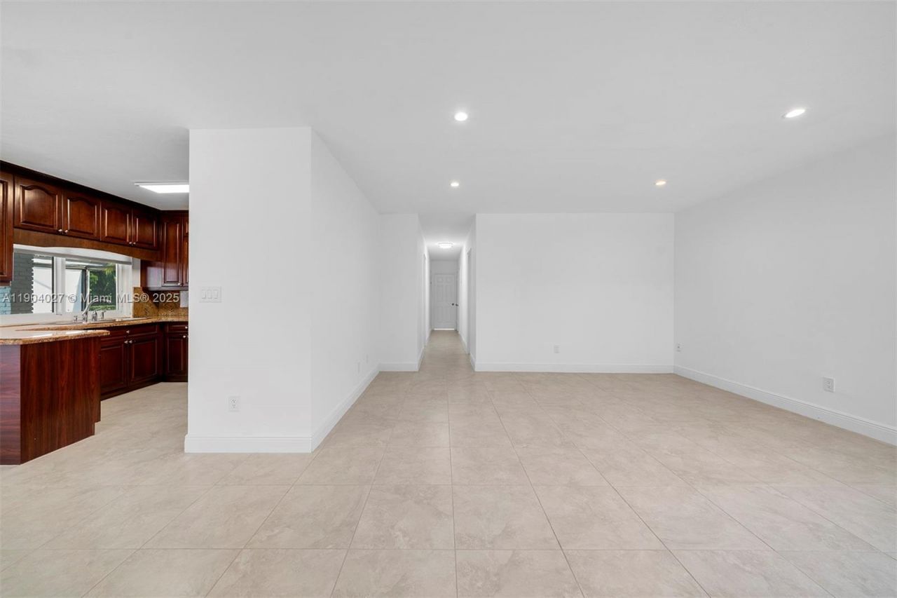 7575 SW 134th St, Pinecrest, FL 33156 Photo