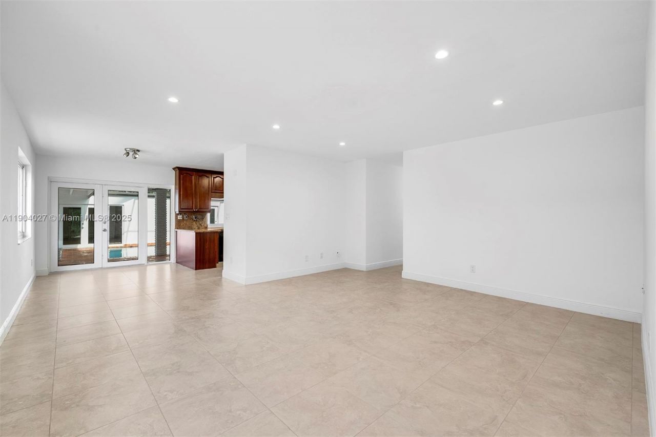 7575 SW 134th St, Pinecrest, FL 33156 Photo