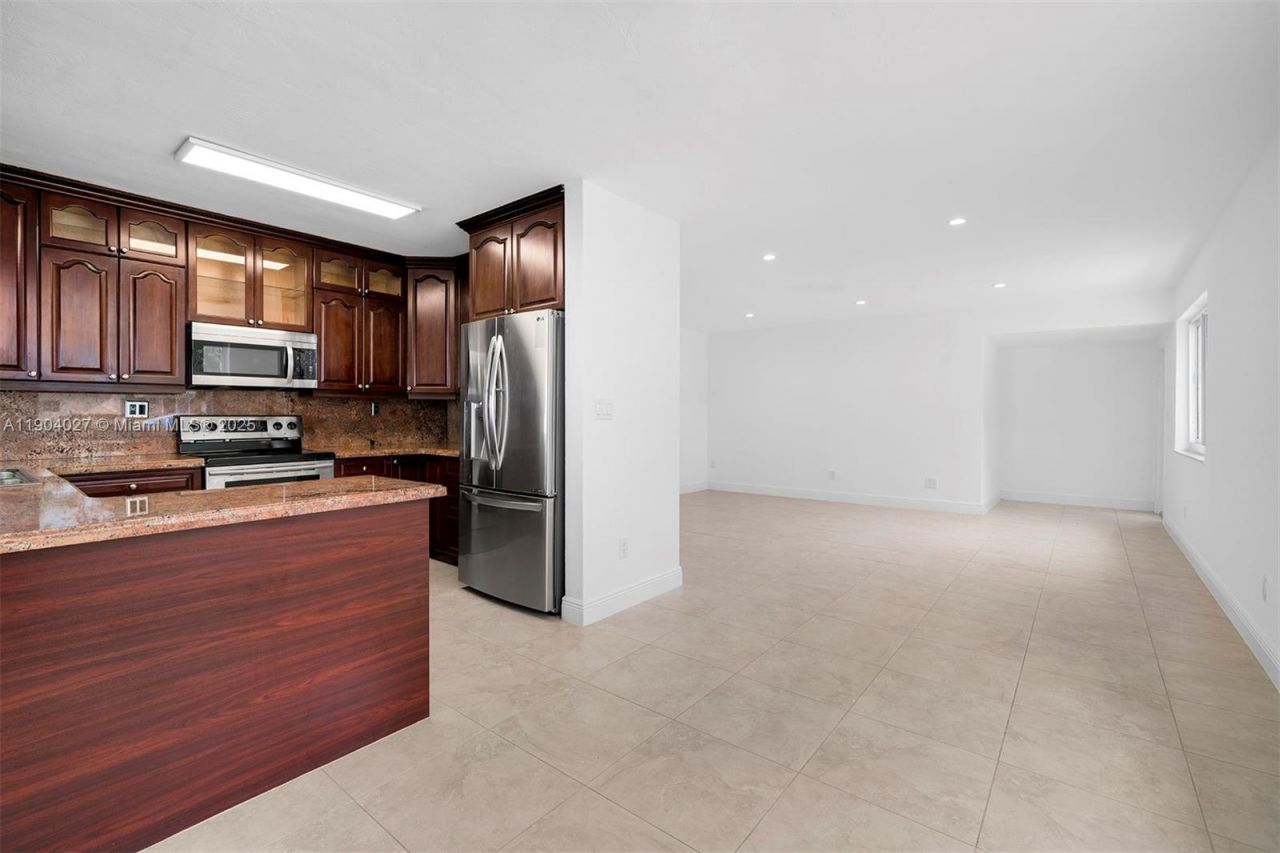 7575 SW 134th St, Pinecrest, FL 33156 Photo