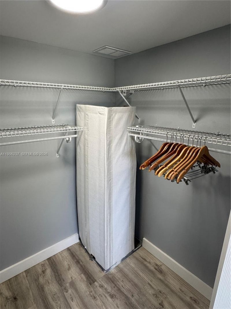 3300 N Palm Aire Dr, Unit 305, Pompano Beach, FL 33069 Photo