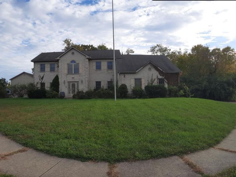 100 Collins Court, Moraine, OH 45439 Photo 1