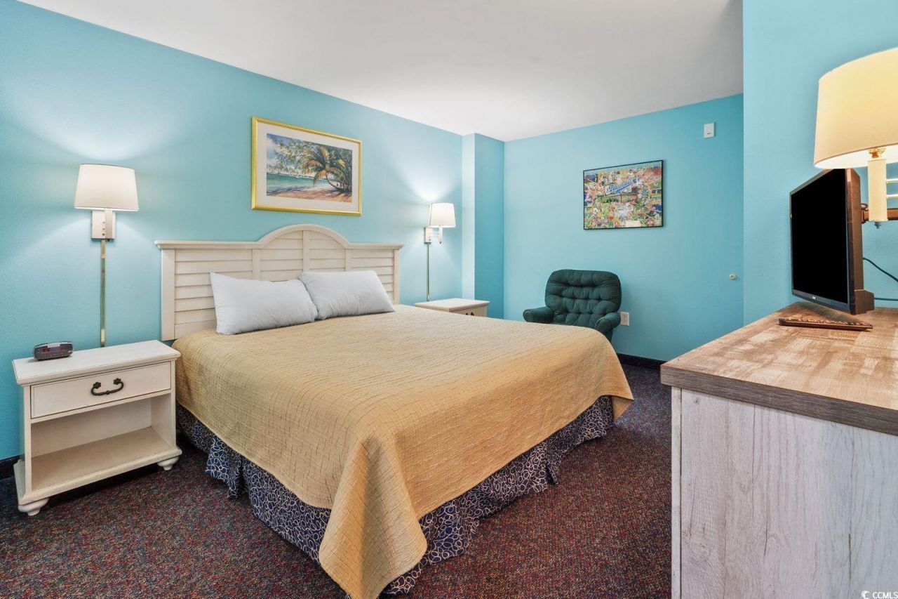 300 N Ocean Blvd. Photo 8