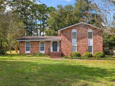 2613 Whitestone Dr., Florence, SC 29505