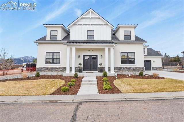 1950 Mesa Park View, Colorado Springs, CO 80904 Main Photo