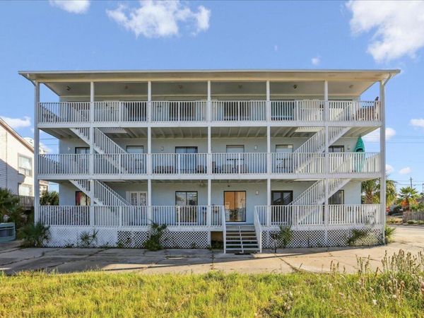8460 Gulf Boulevard, Unit 301, Navarre, FL 32566