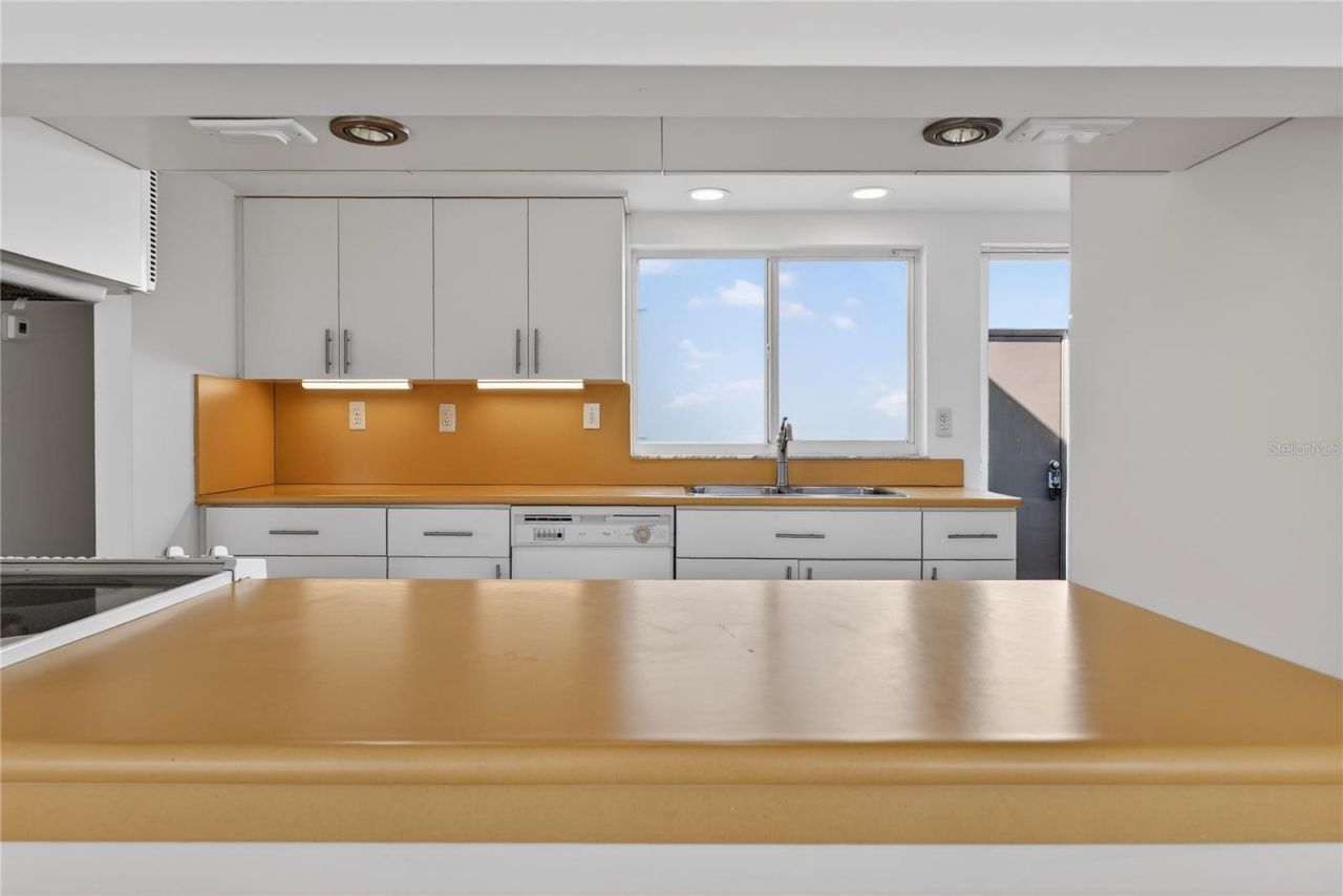 11530 SW 83rd Terrace, Miami, FL 33173 Photo