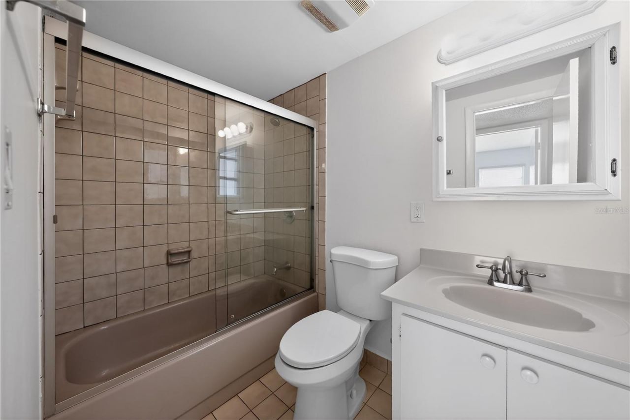 11530 SW 83rd Terrace, Miami, FL 33173 Photo