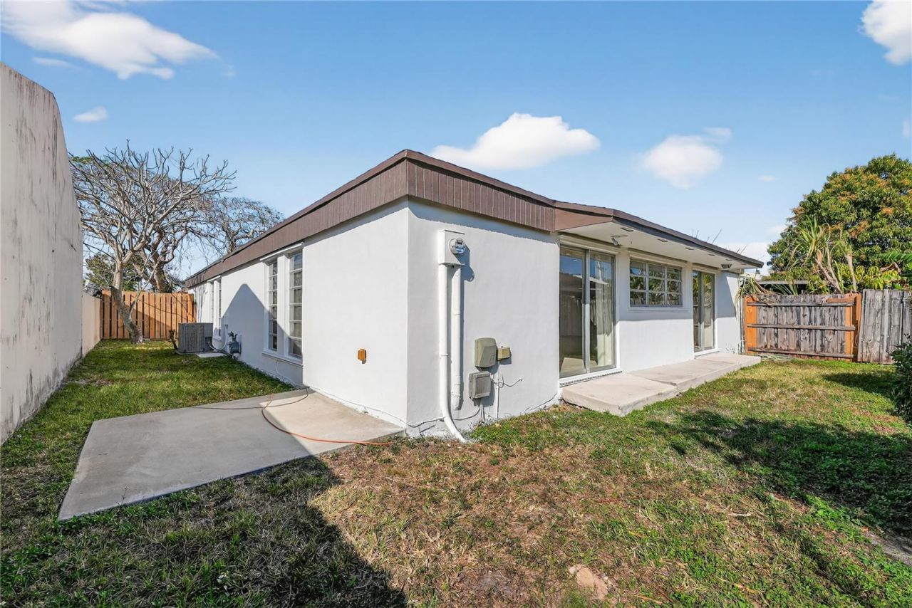 11530 SW 83rd Terrace, Miami, FL 33173 Photo