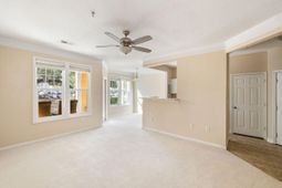 1914 Chatelain Way photo 4