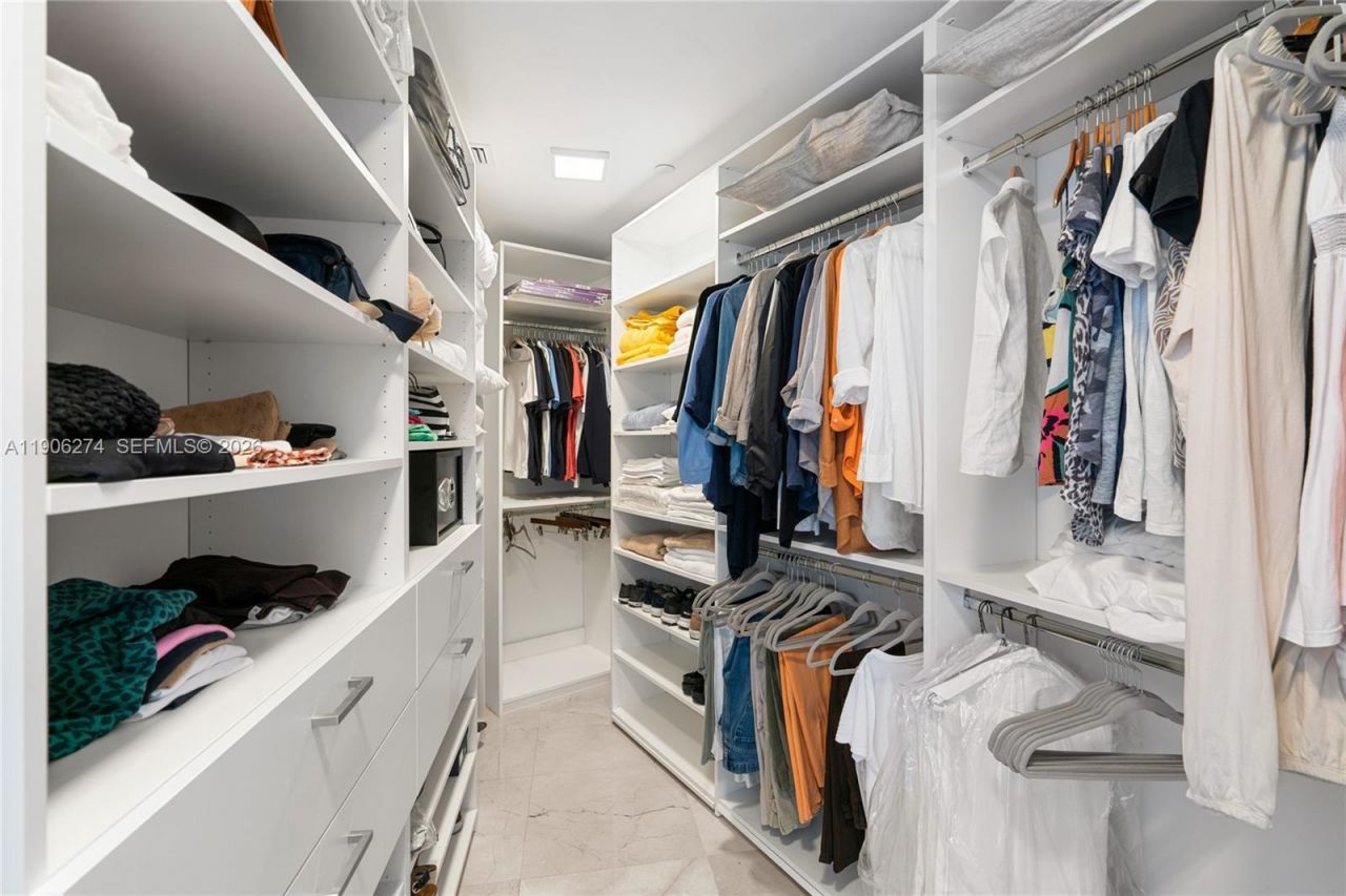 15901 Collins Ave, Unit 1206, Sunny Isles Beach, FL 33160 Photo