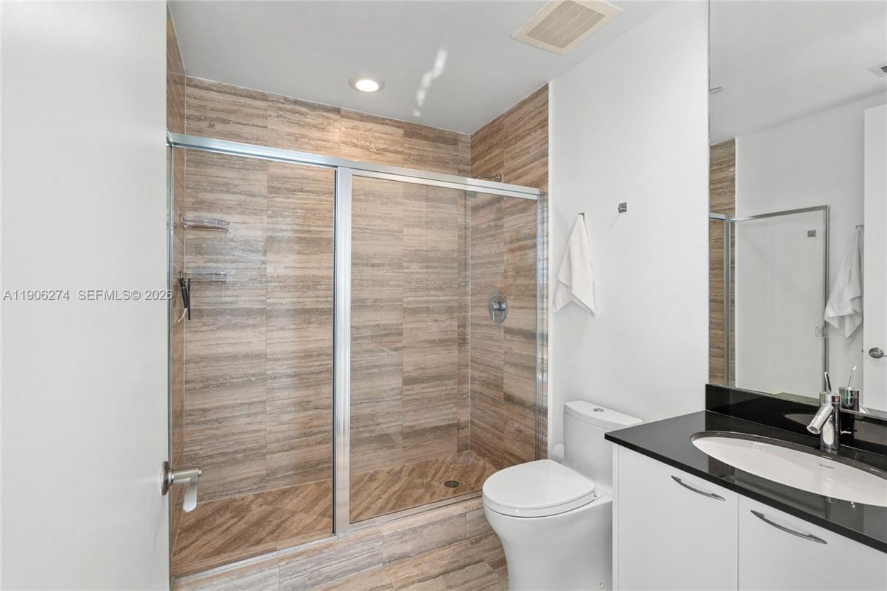 15901 Collins Ave, Unit 1206, Sunny Isles Beach, FL 33160 Photo