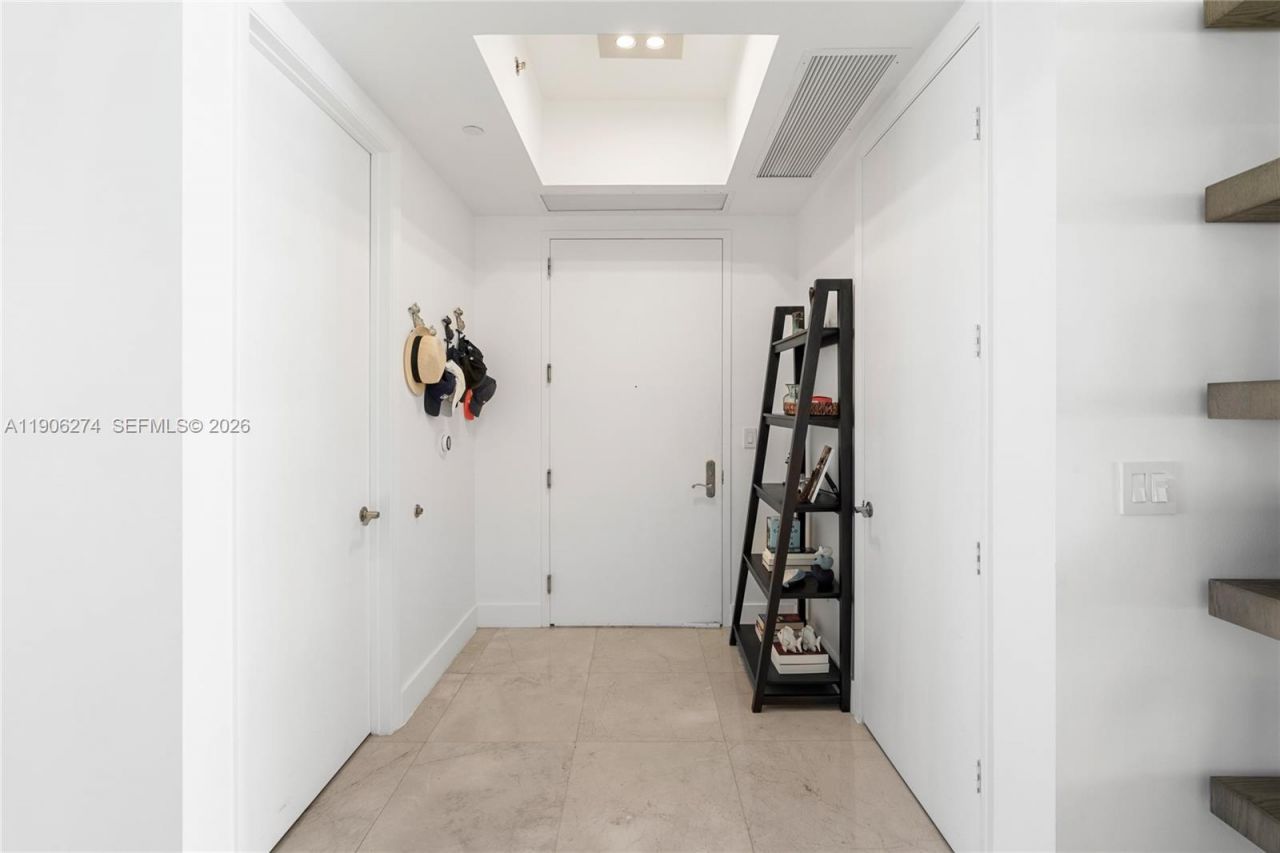 15901 Collins Ave, Unit 1206, Sunny Isles Beach, FL 33160 Photo