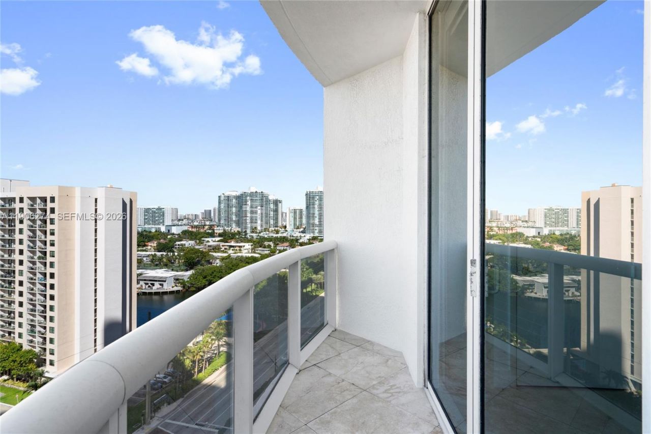 15901 Collins Ave, Unit 1206, Sunny Isles Beach, FL 33160 Photo