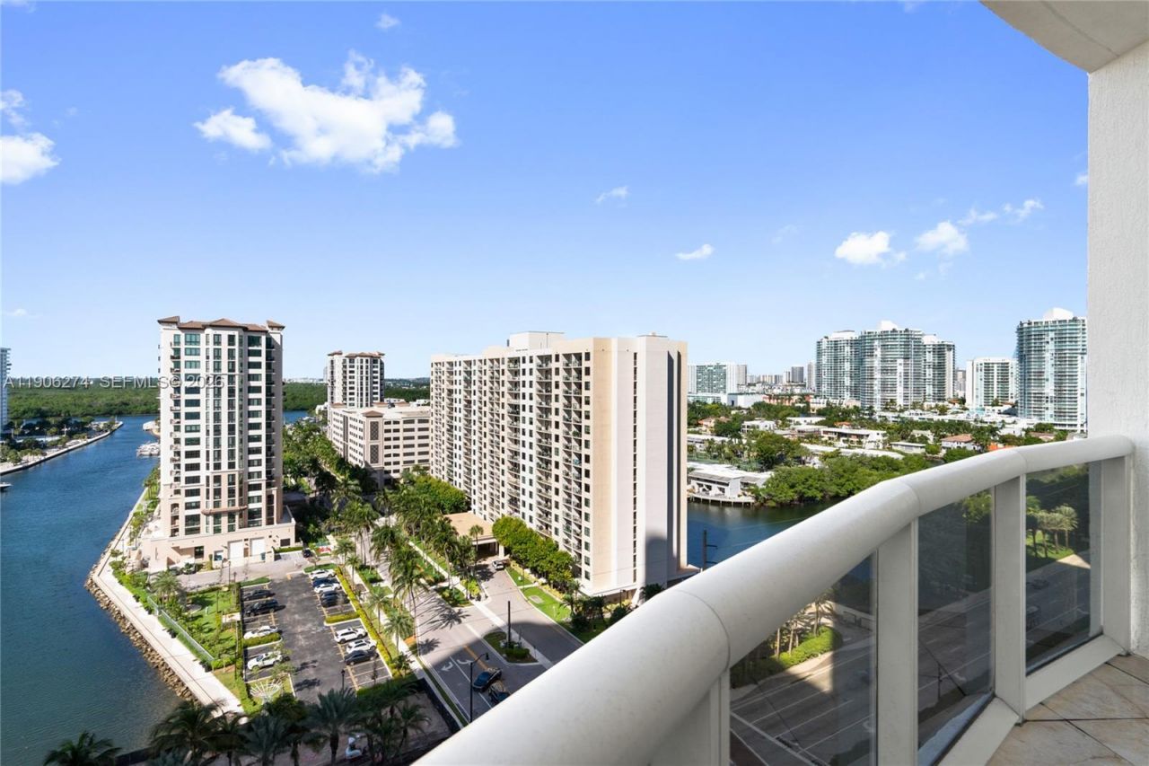 15901 Collins Ave, Unit 1206, Sunny Isles Beach, FL 33160 Photo