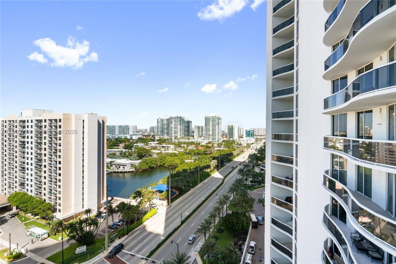 15901 Collins Ave, Unit 1206, Sunny Isles Beach, FL 33160 Photo