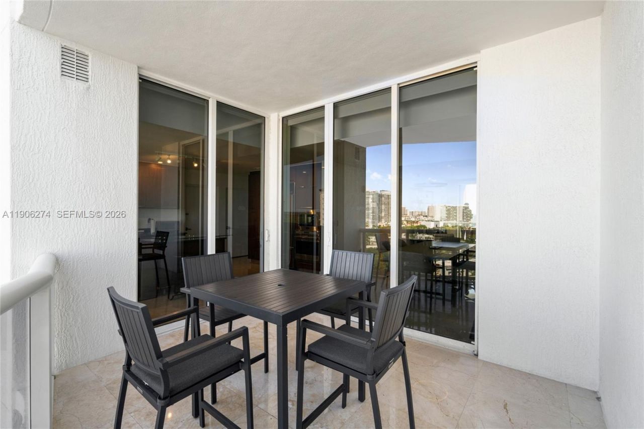 15901 Collins Ave, Unit 1206, Sunny Isles Beach, FL 33160 Photo