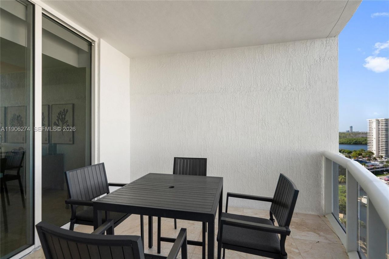 15901 Collins Ave, Unit 1206, Sunny Isles Beach, FL 33160 Photo