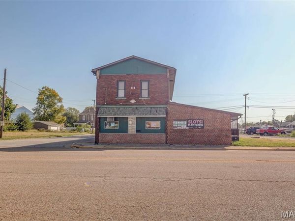 1348 Madison Avenue, Madison, IL 62060