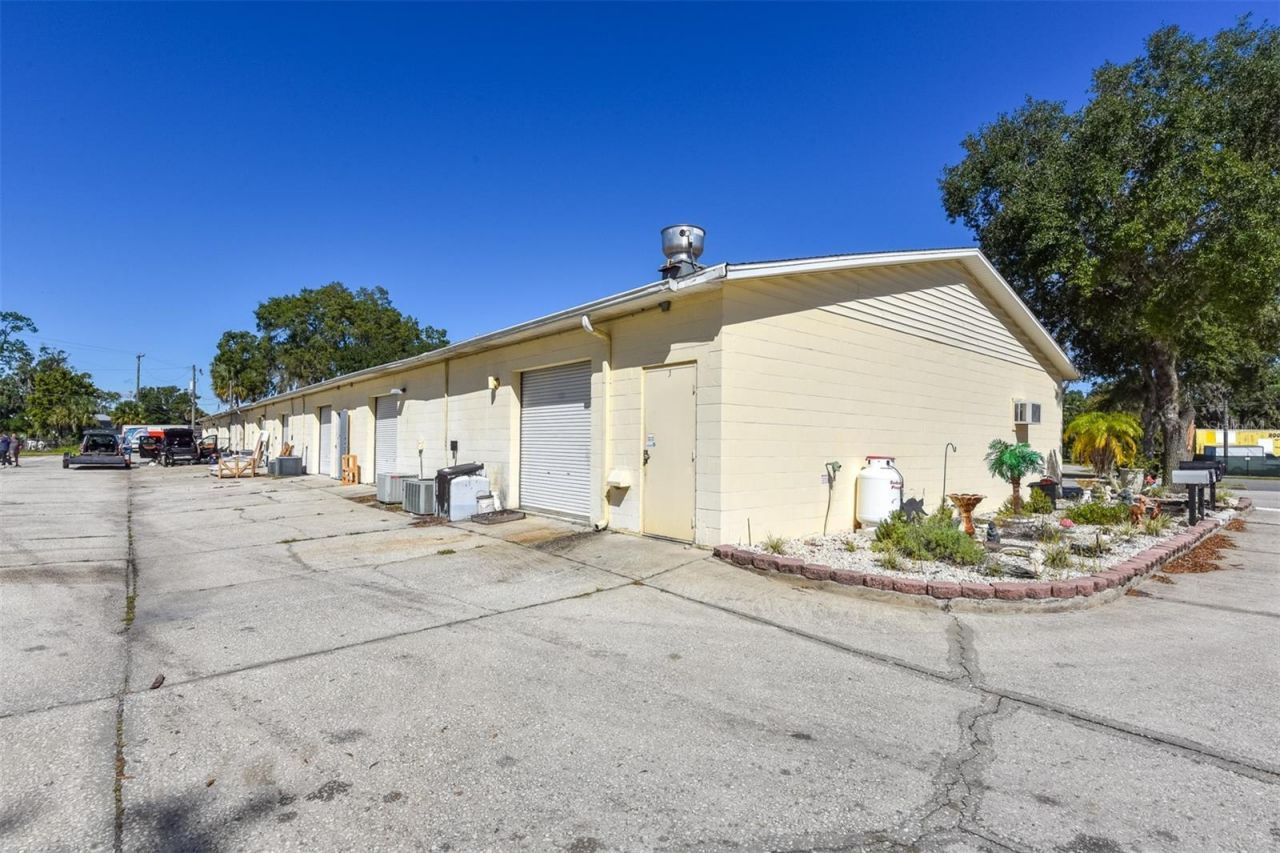 703 S State Street, Bunnell, FL 32110 Photo