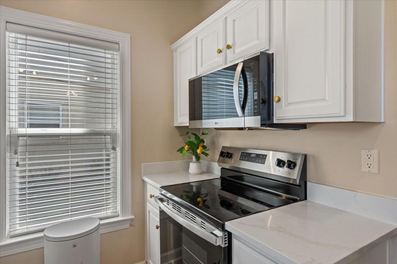 507 Ballard Lane Photo 10