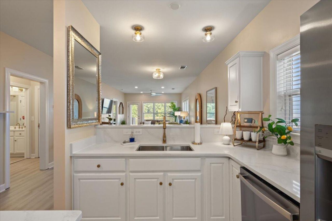 507 Ballard Lane Photo 12