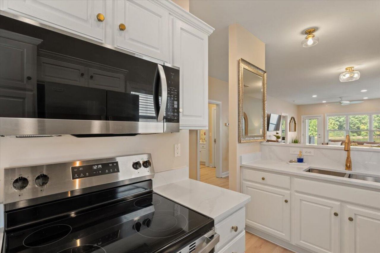 507 Ballard Lane Photo 13