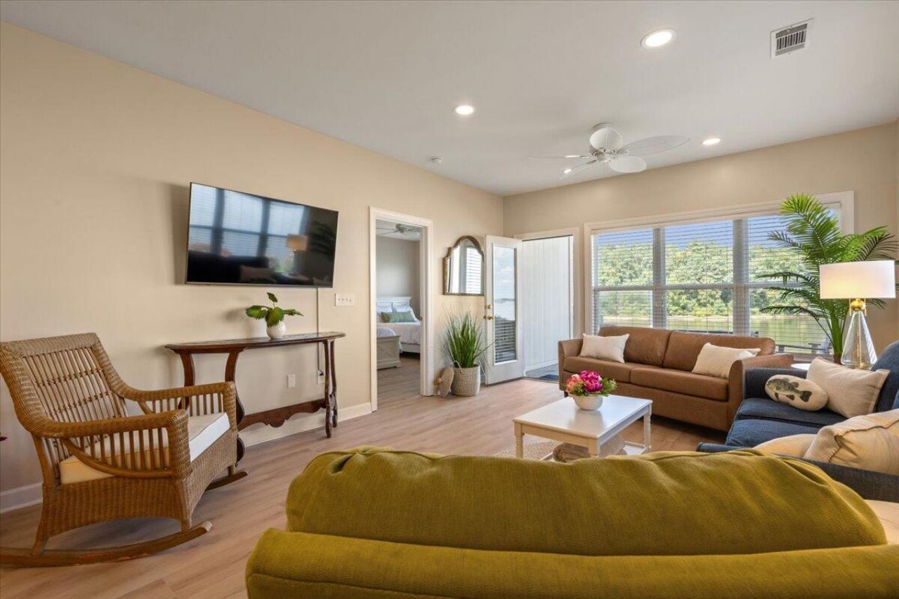 507 Ballard Lane Photo 24