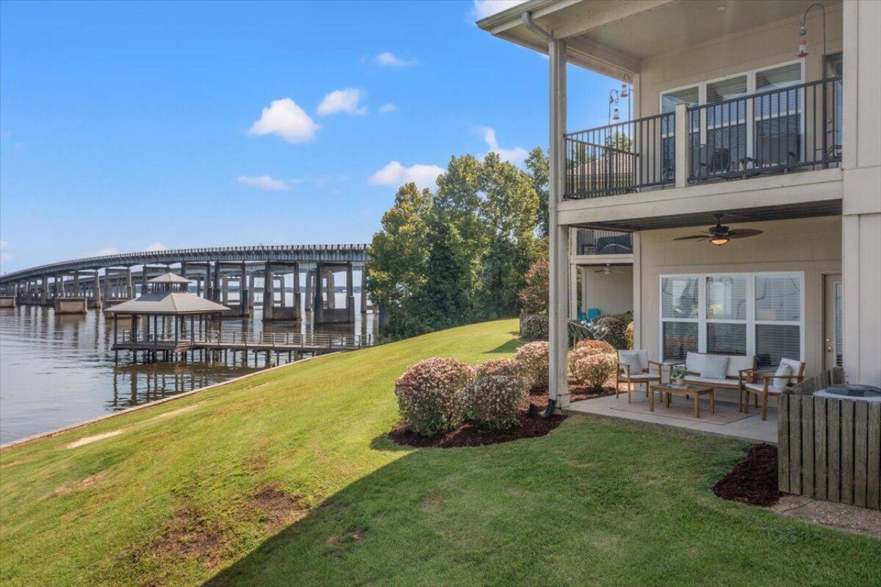 507 Ballard Lane Photo 69