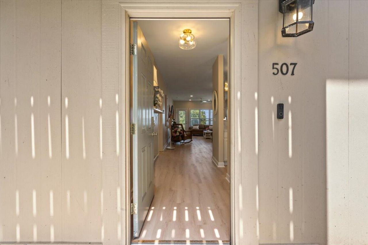 507 Ballard Lane Photo 7