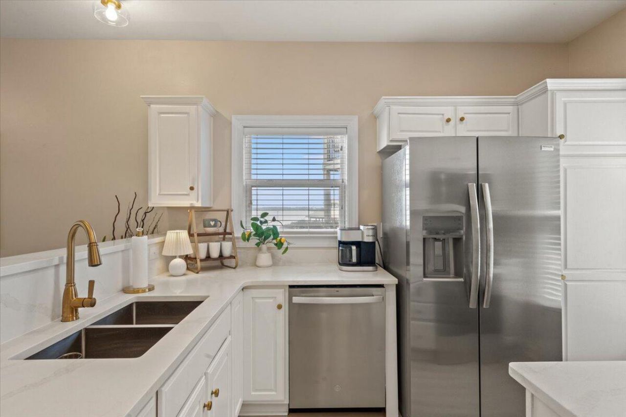 507 Ballard Lane Photo 9