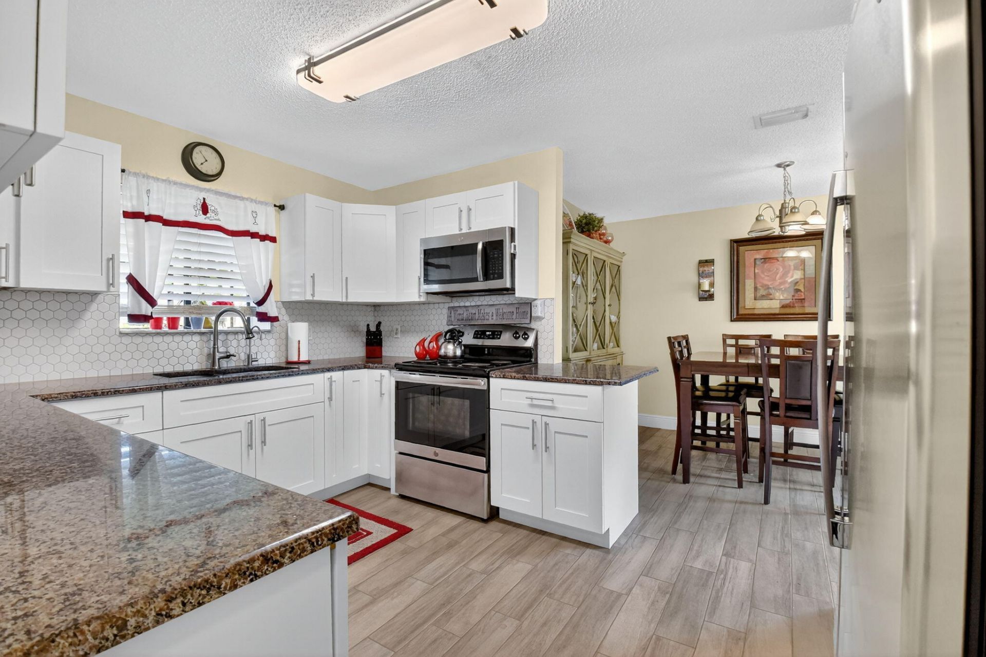 211 Meadows Drive, Boynton Beach, FL 33436 Photo