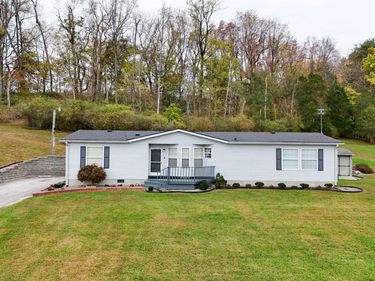 765 Stanford Street, Crab Orchard, KY 40419