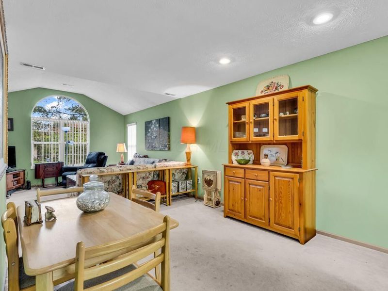 2481 Timbers Edge Lane, Unit 2481, Columbus, OH 43235 Photo 11