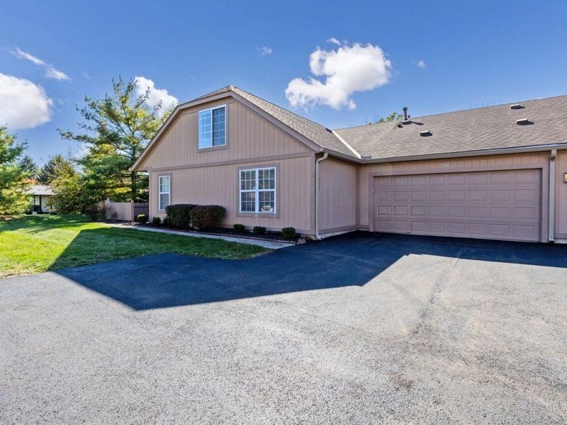 2481 Timbers Edge Lane, Unit 2481, Columbus, OH 43235 Photo 18