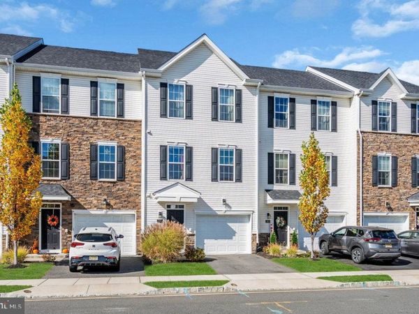 305 SPIRIT WAY, BRICK, NJ 08723