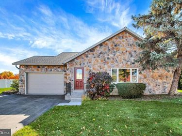 40 GLENWOOD DRIVE, ARENDTSVILLE, PA 17303