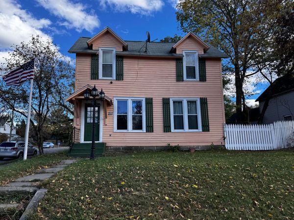 211 Maple Avenue NE, Cass Lake, MN 56633