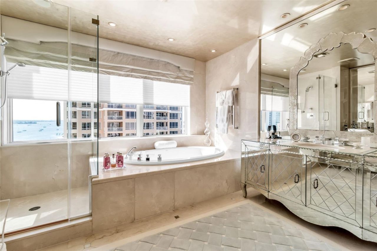 1111 Ritz Carlton Drive, Unit 1202, Sarasota, FL 34236 Photo