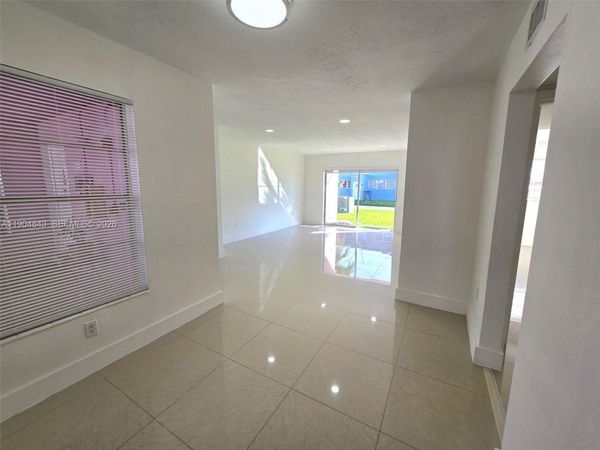 7520 SW 82nd St, Unit G118, Miami, FL 33143