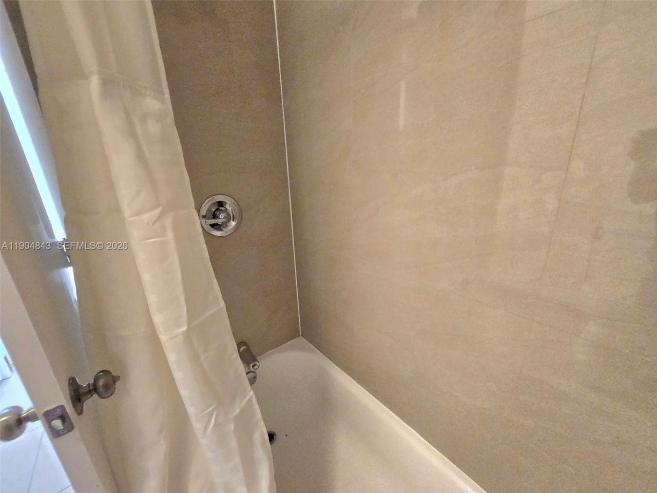 7520 SW 82nd St, Unit G118, Miami, FL 33143 Photo